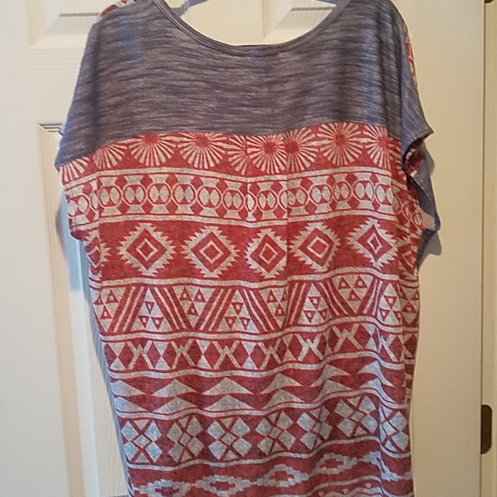 Tunic - Picture 4 of 5